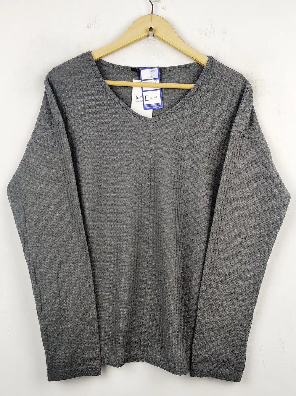 Buy online pre-used pre-loved 100% authentic & Original branded Shein (WT-5631) available in Pakistan. Top international brands avilable.