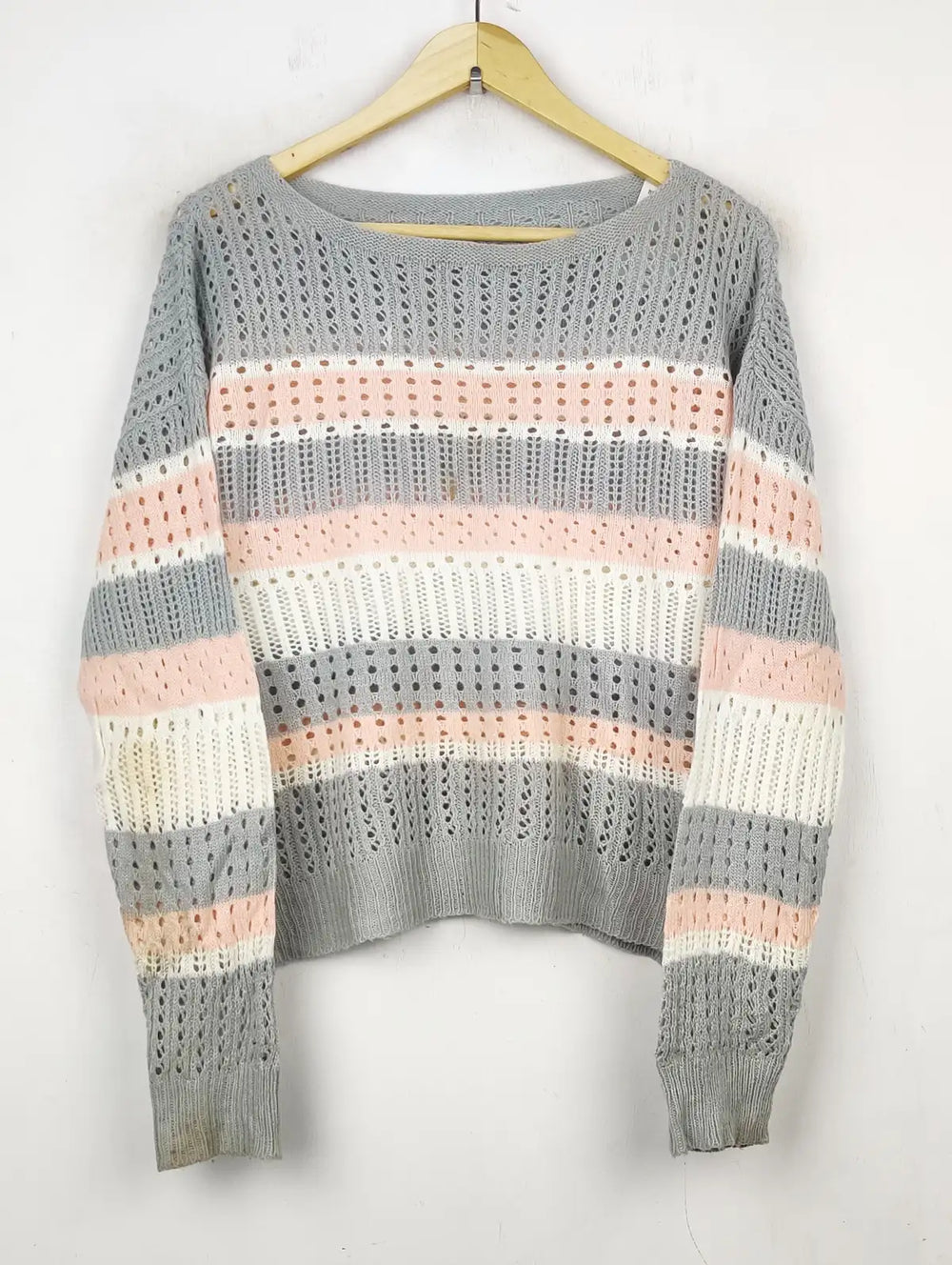 Buy online pre-used pre-loved 100% authentic & Original branded Shein (WT-5727) available in Pakistan. Top international brands avilable.