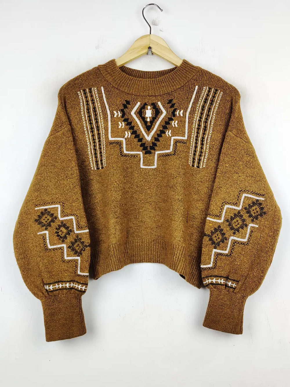 Buy online pre-used pre-loved 100% authentic & Original branded New Look (WT-5821) available in Pakistan. Top international brands avilable.