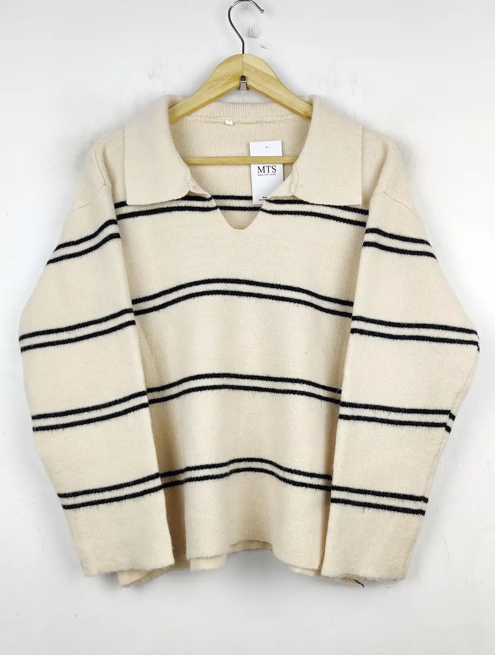 Buy online pre-used pre-loved 100% authentic & Original branded Shein (WT-5840) available in Pakistan. Top international brands avilable.