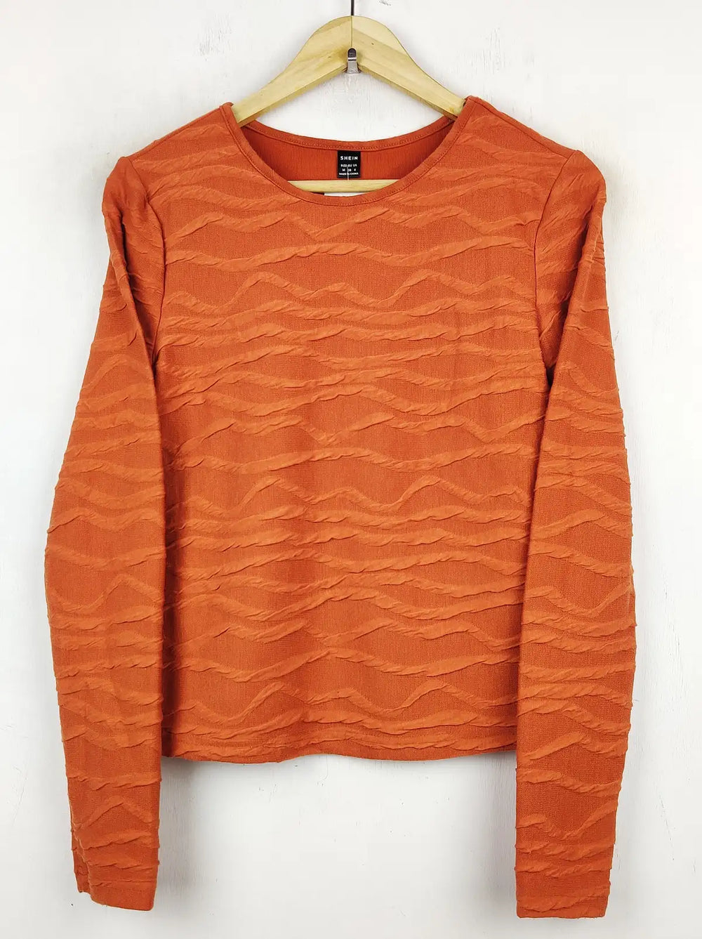 Buy online pre-used pre-loved 100% authentic & Original branded Shein (WT-5854) available in Pakistan. Top international brands avilable.