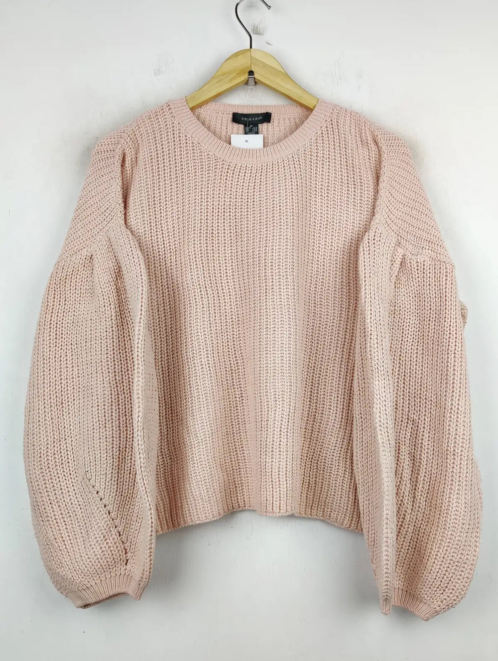 Buy online pre-used pre-loved 100% authentic & Original branded Primark (WT-5887) available in Pakistan. Top international brands avilable.