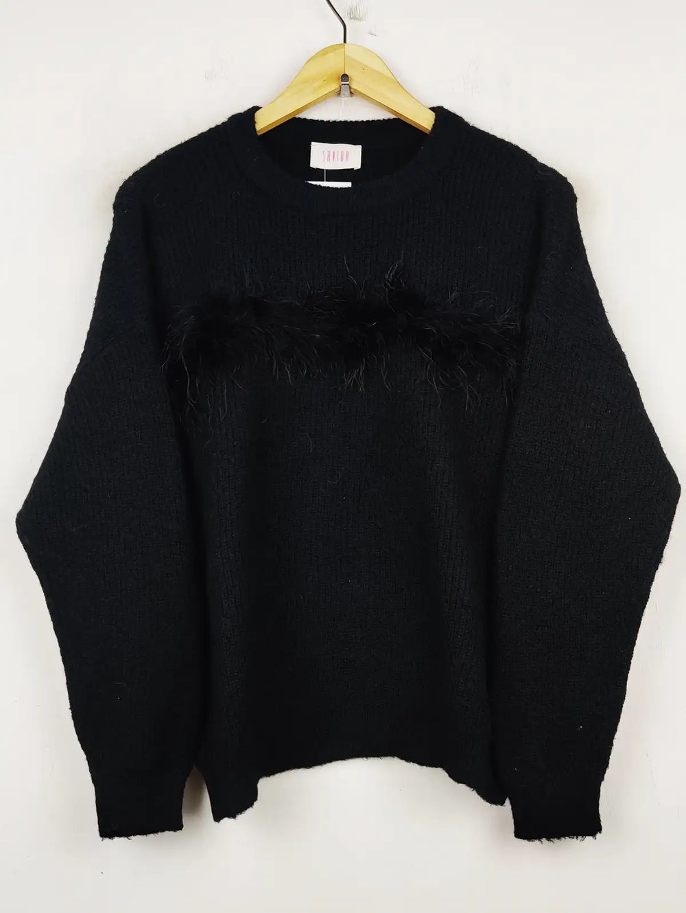 Buy online pre-used pre-loved 100% authentic & Original branded Savida (WT-5934) available in Pakistan. Top international brands avilable.