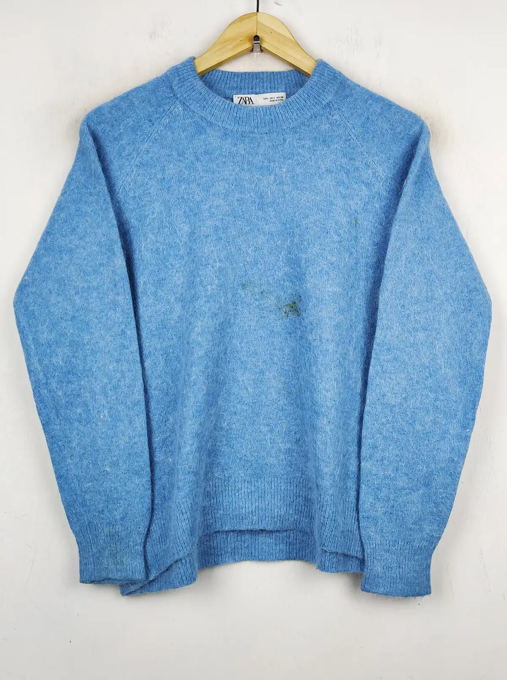 Buy online pre-used pre-loved 100% authentic & Original branded Zara (WT-5938) available in Pakistan. Top international brands avilable.