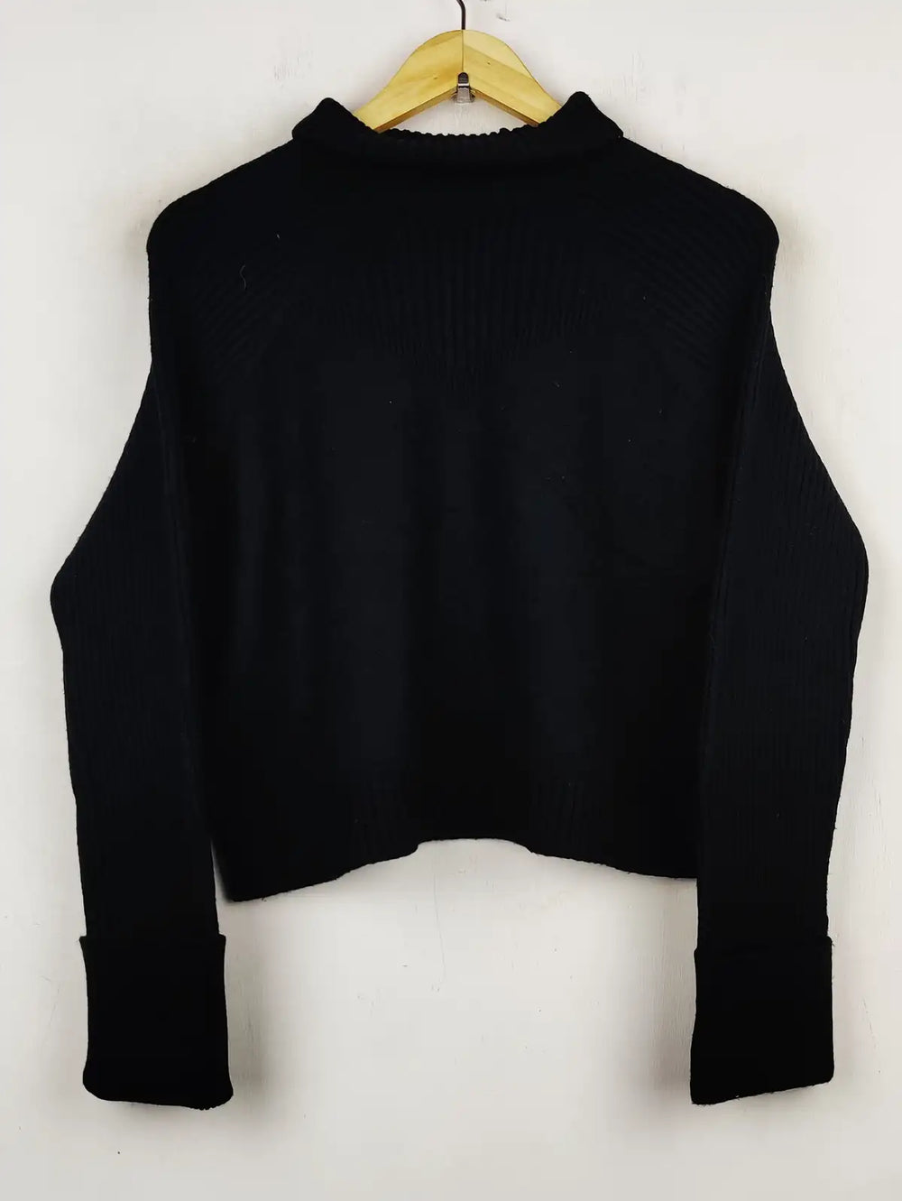 Buy online pre-used pre-loved 100% authentic & Original branded River Island (WT-5942) available in Pakistan. Top international brands avilable.