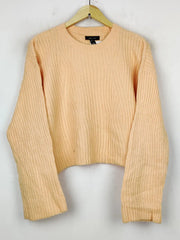 Buy online pre-used pre-loved 100% authentic & Original branded New Look (WT-6122) available in Pakistan. Top international brands avilable.