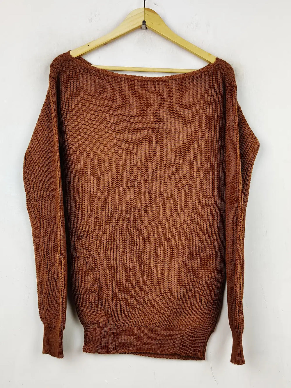 Buy online pre-used pre-loved 100% authentic & Original branded Boohoo (WT-6179) available in Pakistan. Top international brands avilable.