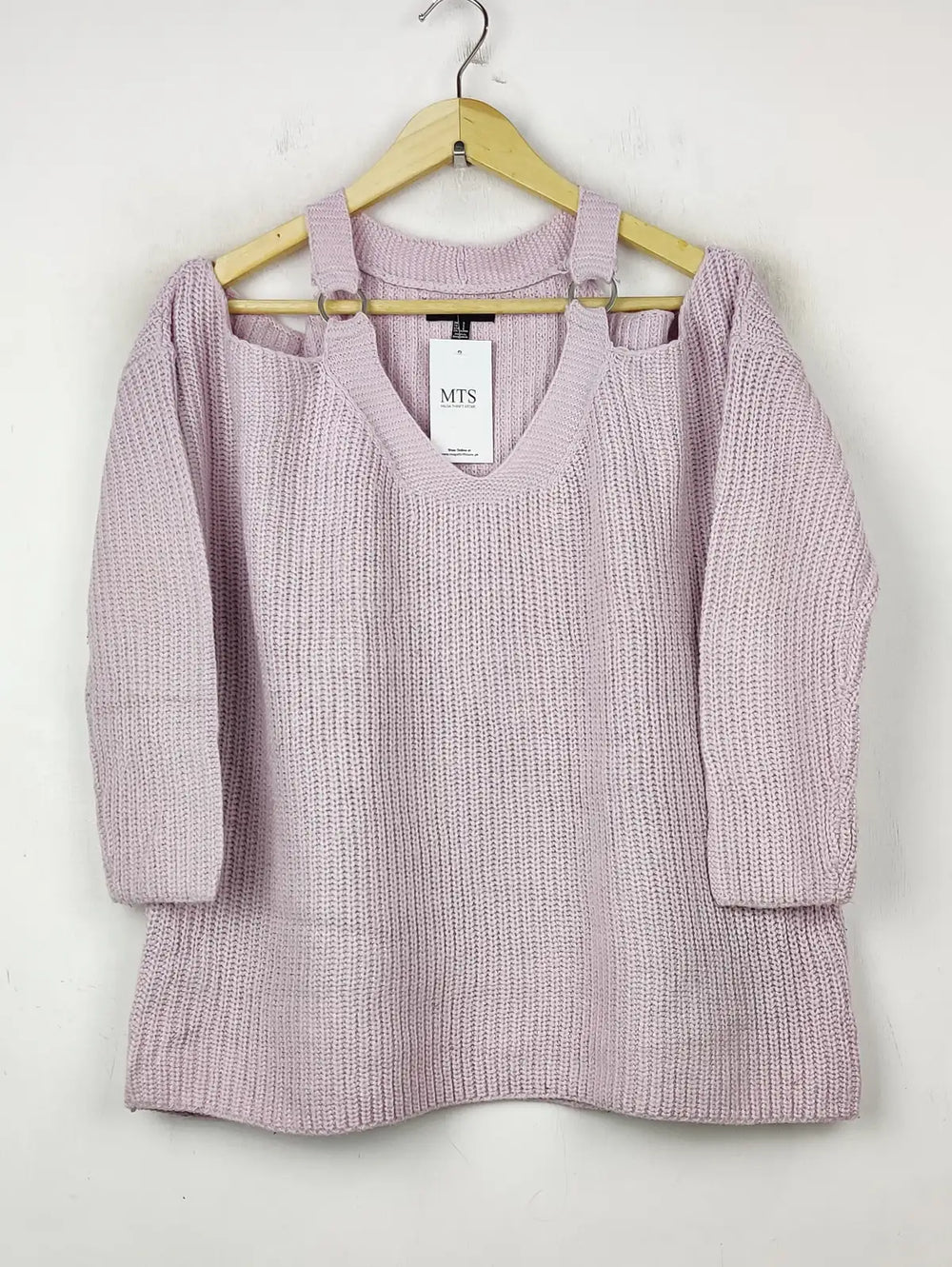 Buy online pre-used pre-loved 100% authentic & Original branded New Look (WT-6375) available in Pakistan. Top international brands avilable.