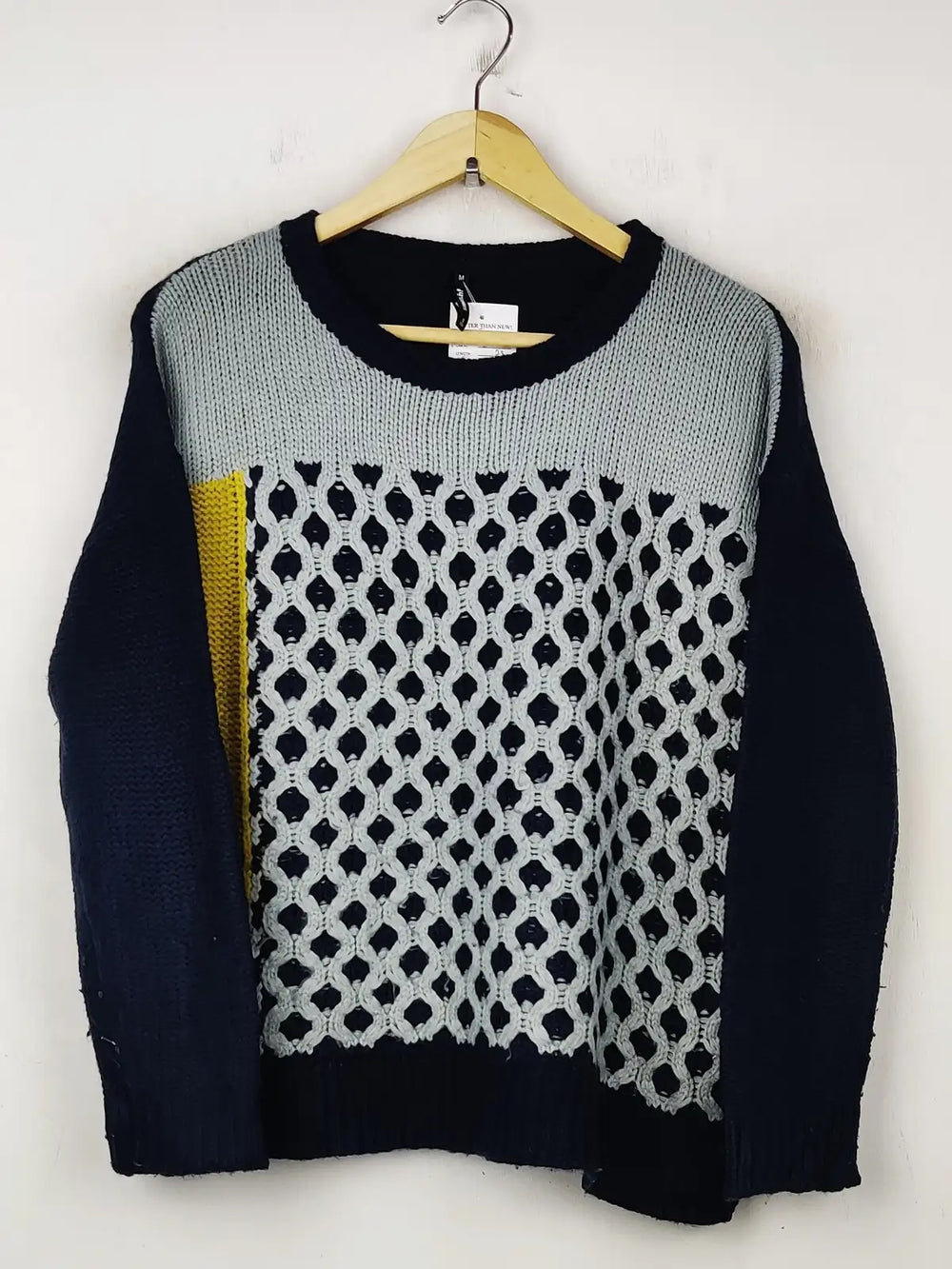 Buy online pre-used pre-loved 100% authentic & Original branded Smash (WT-6449) available in Pakistan. Top international brands avilable.