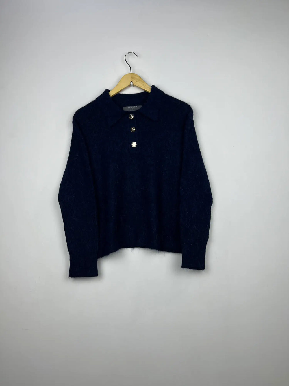 Buy online pre-used pre-loved 100% authentic & Original branded Primark (WT-6723) available in Pakistan. Top international brands avilable.