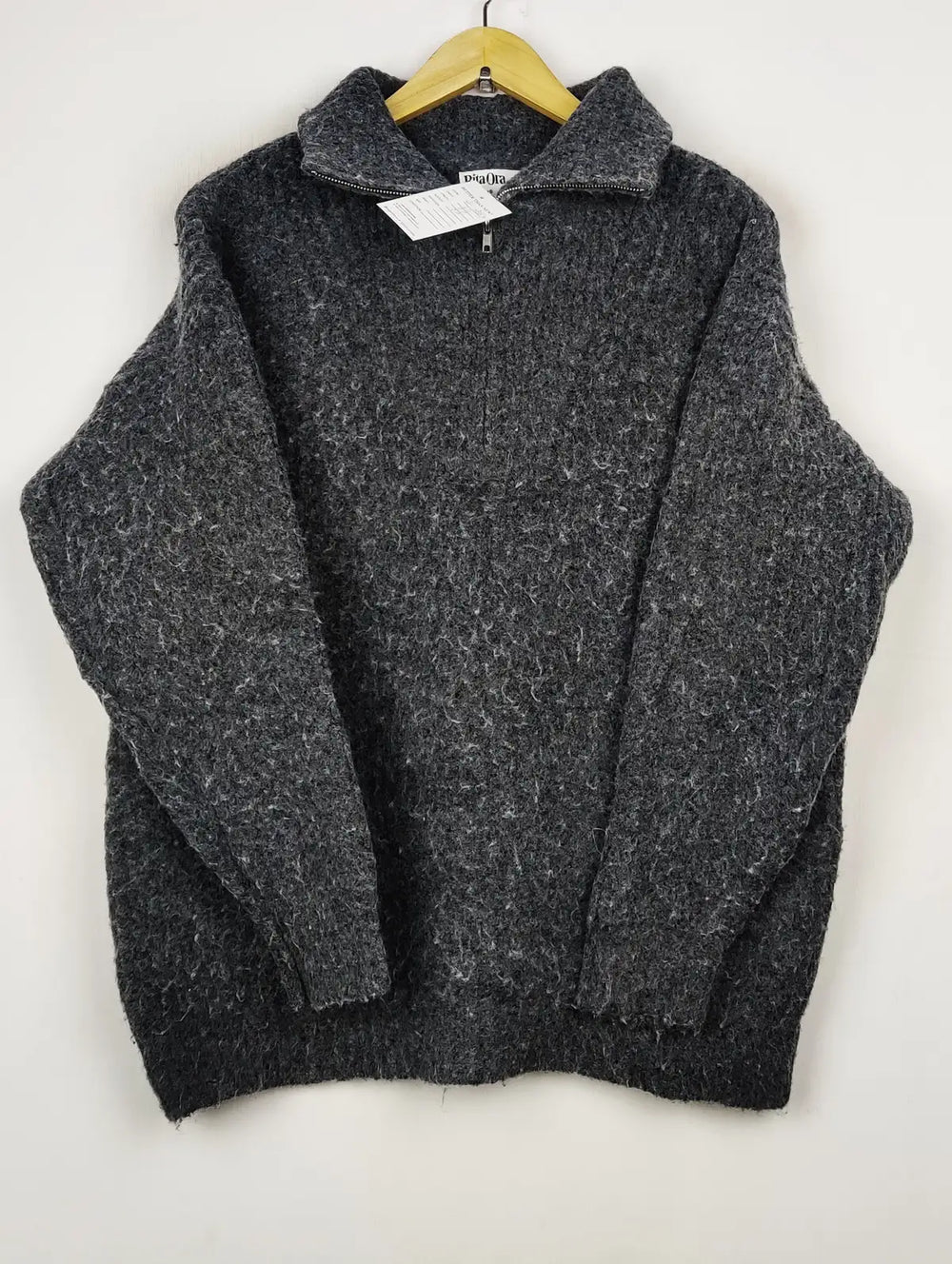 Buy online pre-used pre-loved 100% authentic & Original branded Primark (WT-6863) available in Pakistan. Top international brands avilable.