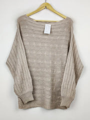 Buy online pre-used pre-loved 100% authentic & Original branded Shein (WT-7067) available in Pakistan. Top international brands avilable.