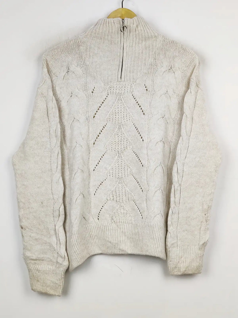 Buy online pre-used pre-loved 100% authentic & Original branded Only (WT-7494) available in Pakistan. Top international brands avilable.