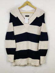 Buy online pre-used pre-loved 100% authentic & Original branded F&F (WT-7673) available in Pakistan. Top international brands avilable.