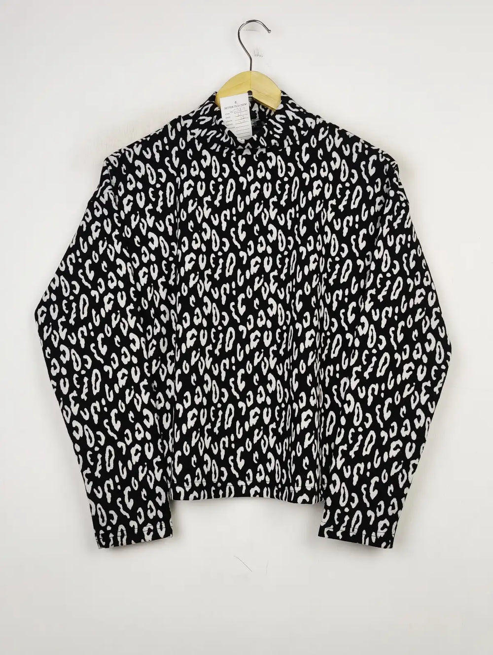 Buy online pre-used pre-loved 100% authentic & Original branded New Look (WT-7769) available in Pakistan. Top international brands avilable.