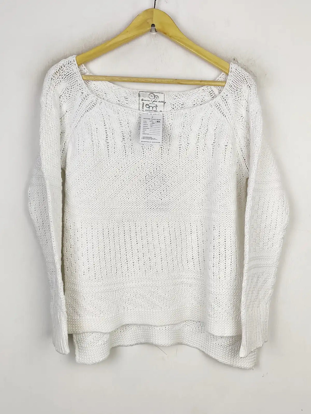 Buy online pre-used pre-loved 100% authentic & Original branded Em (WT-7900) available in Pakistan. Top international brands avilable.