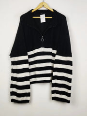 Buy online pre-used pre-loved 100% authentic & Original branded Shein (WT-8014) available in Pakistan. Top international brands avilable.