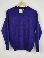 Buy online pre-used pre-loved 100% authentic & Original branded Luvir (WT-8069) available in Pakistan. Top international brands avilable.