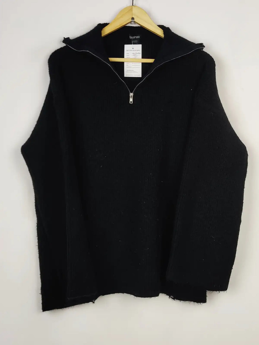 Buy online pre-used pre-loved 100% authentic & Original branded Boohoo (WT-8088) available in Pakistan. Top international brands avilable.