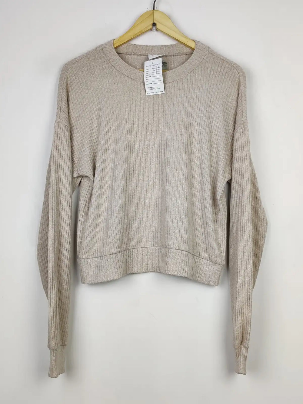 Buy online pre-used pre-loved 100% authentic & Original branded Vila (WT-8120) available in Pakistan. Top international brands avilable.