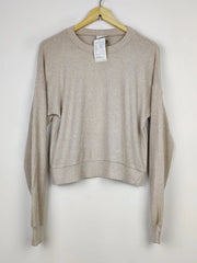 Buy online pre-used pre-loved 100% authentic & Original branded Vila (WT-8120) available in Pakistan. Top international brands avilable.