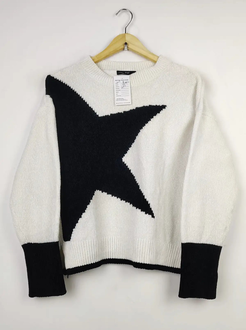 Buy online pre-used pre-loved 100% authentic & Original branded F&F (WT-8232) available in Pakistan. Top international brands avilable.