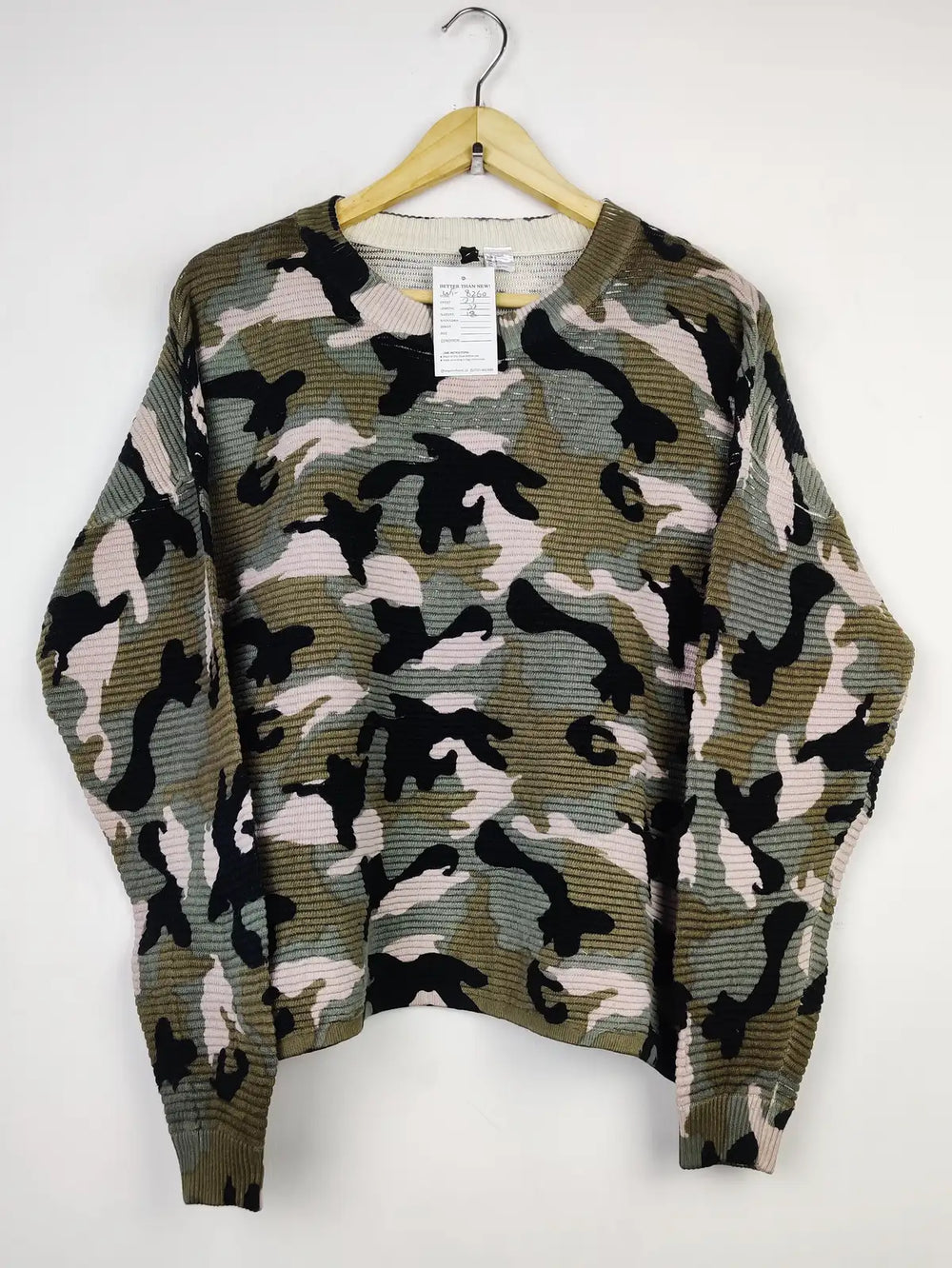 Buy online pre-used pre-loved 100% authentic & Original branded H&M (WT-8260) available in Pakistan. Top international brands avilable.