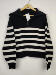 Buy online pre-used pre-loved 100% authentic & Original branded F&F (WT-8283) available in Pakistan. Top international brands avilable.