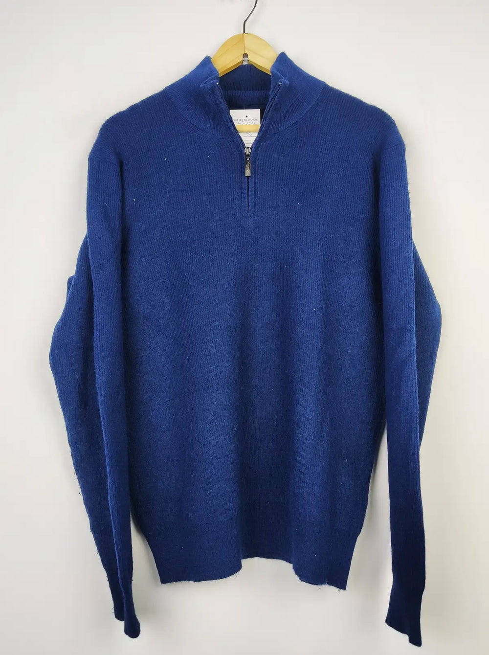 Buy online pre-used pre-loved 100% authentic & Original branded Moncrief (WT-8291) available in Pakistan. Top international brands avilable.