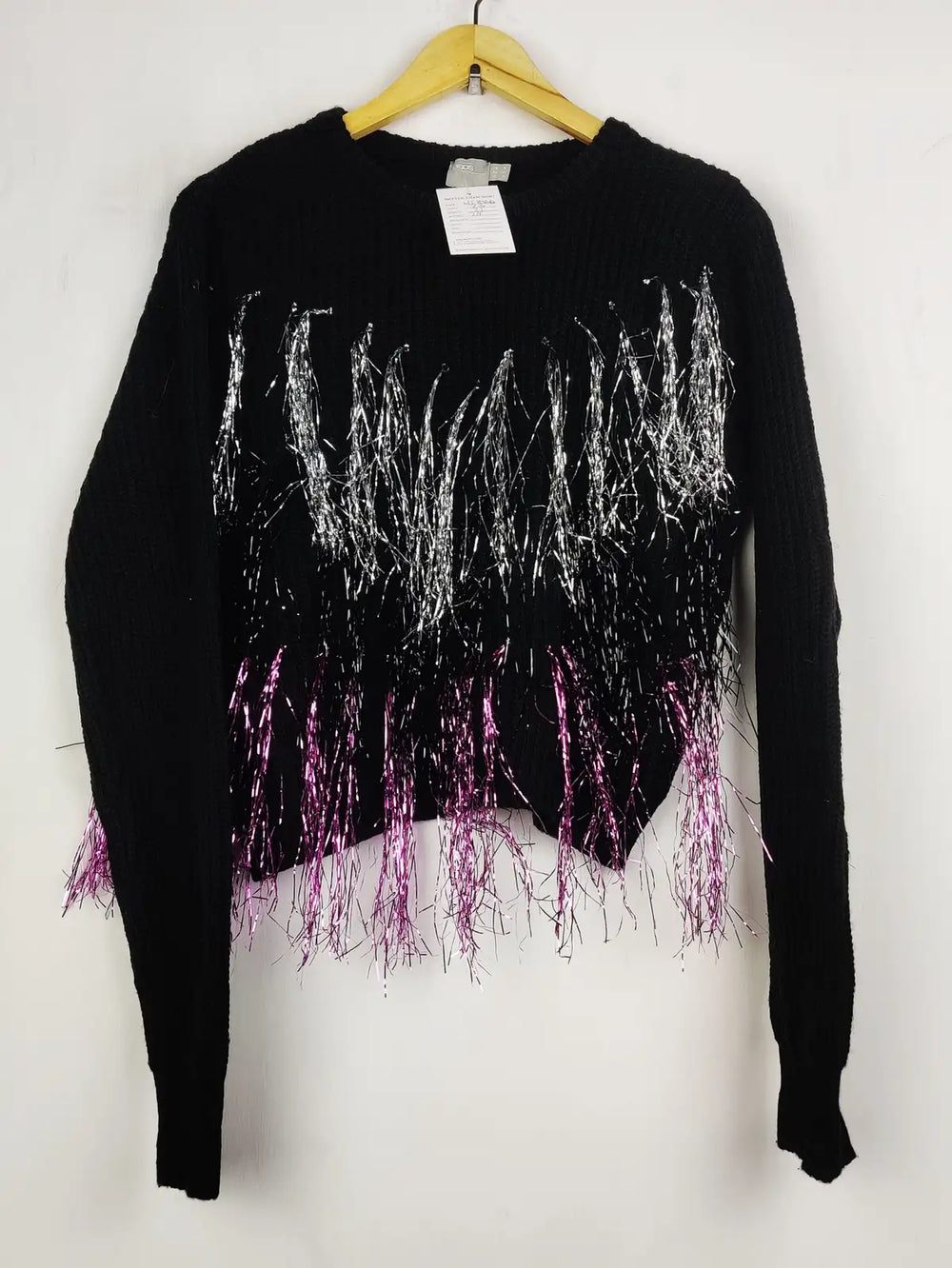Buy online pre-used pre-loved 100% authentic & Original branded Asos (WT-8466) available in Pakistan. Top international brands avilable.