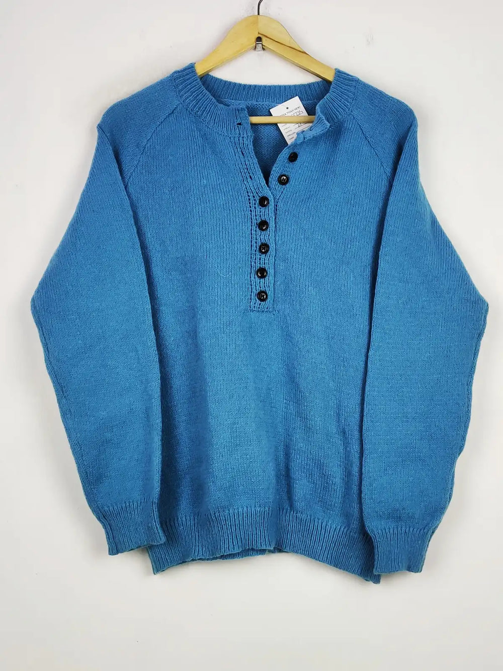 Buy online pre-used pre-loved 100% authentic & Original branded Unknown Brand (WT-9734) available in Pakistan. Top international brands avilable.