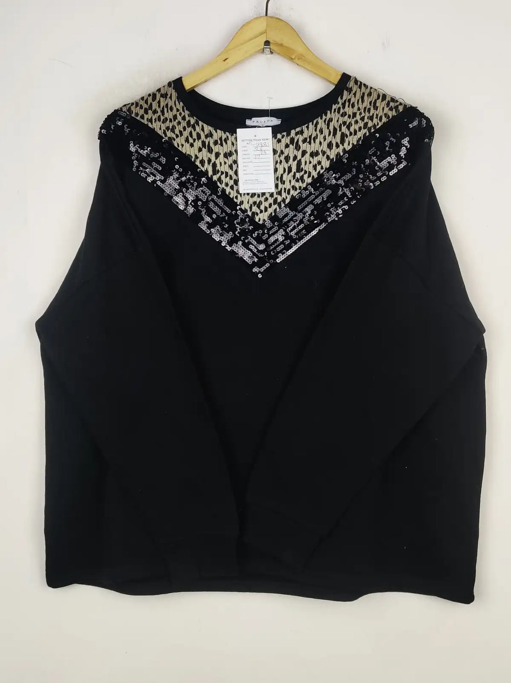 Buy online pre-used pre-loved 100% authentic & Original branded Papaya (WT-9881) available in Pakistan. Top international brands avilable.