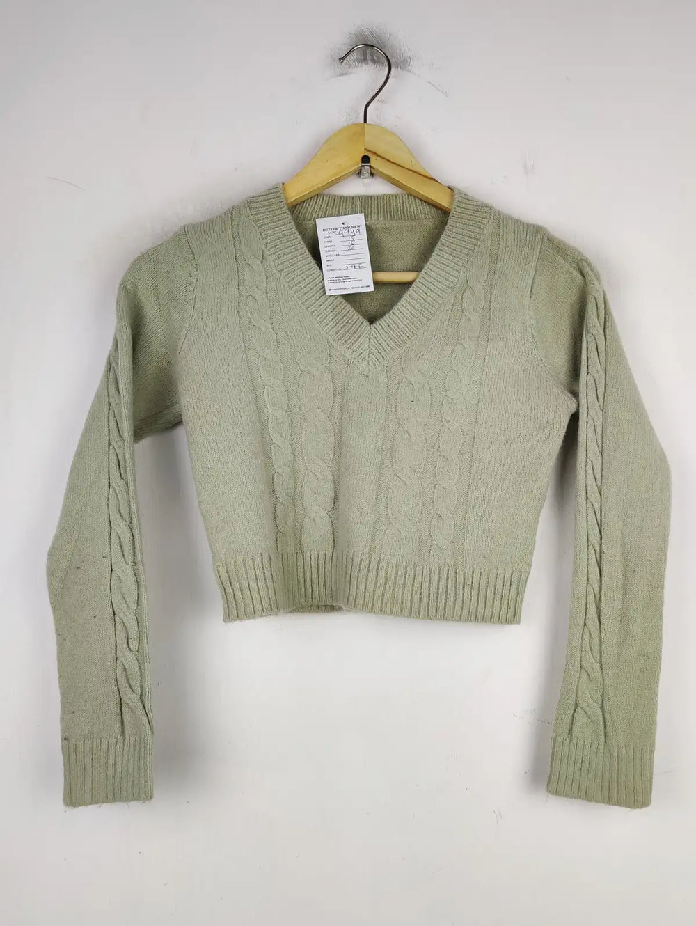 Buy online pre-used pre-loved 100% authentic & Original branded Unknown Brand (WT-9949) available in Pakistan. Top international brands avilable.