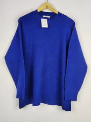 Buy online pre-used pre-loved 100% authentic & Original branded Mng (WT-9956) available in Pakistan. Top international brands avilable.