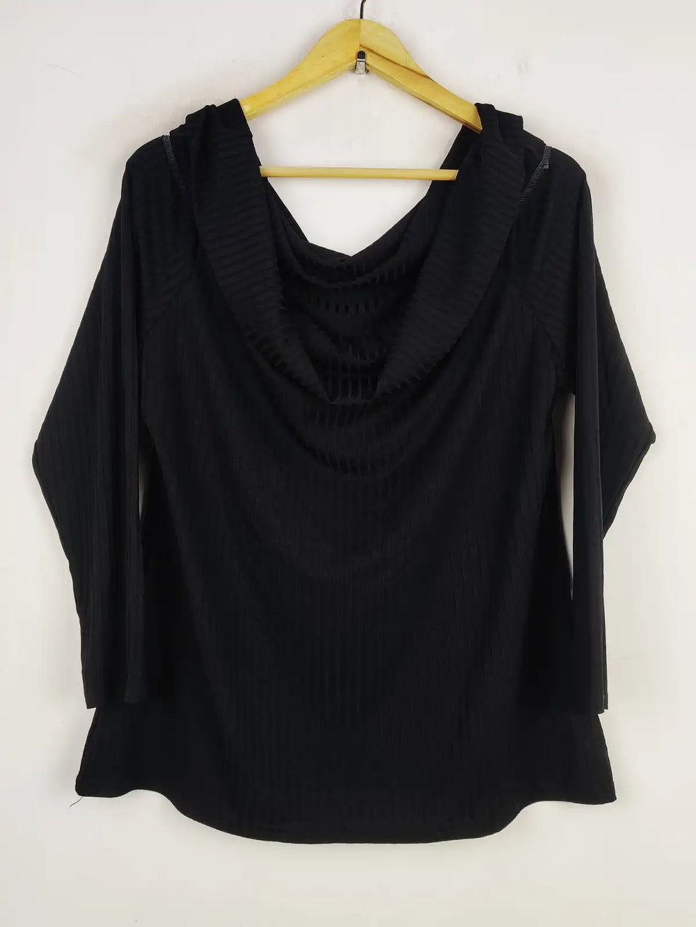 Buy online pre-used pre-loved 100% authentic & Original branded Boohoo (WT-9961) available in Pakistan. Top international brands avilable.