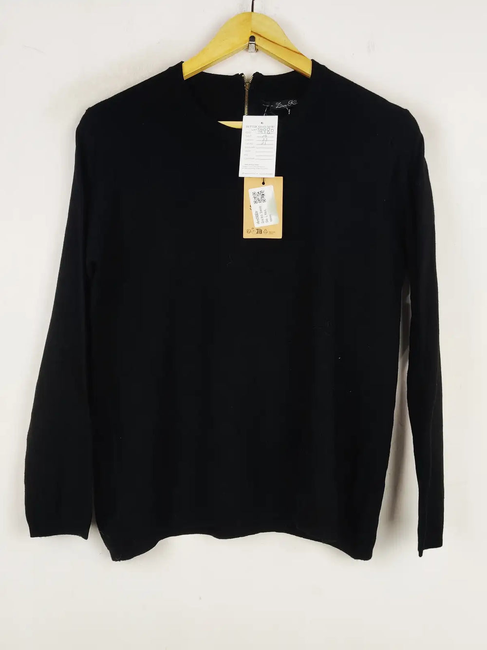 Buy online pre-used pre-loved 100% authentic & Original branded Zara (WT-9980) available in Pakistan. Top international brands avilable.