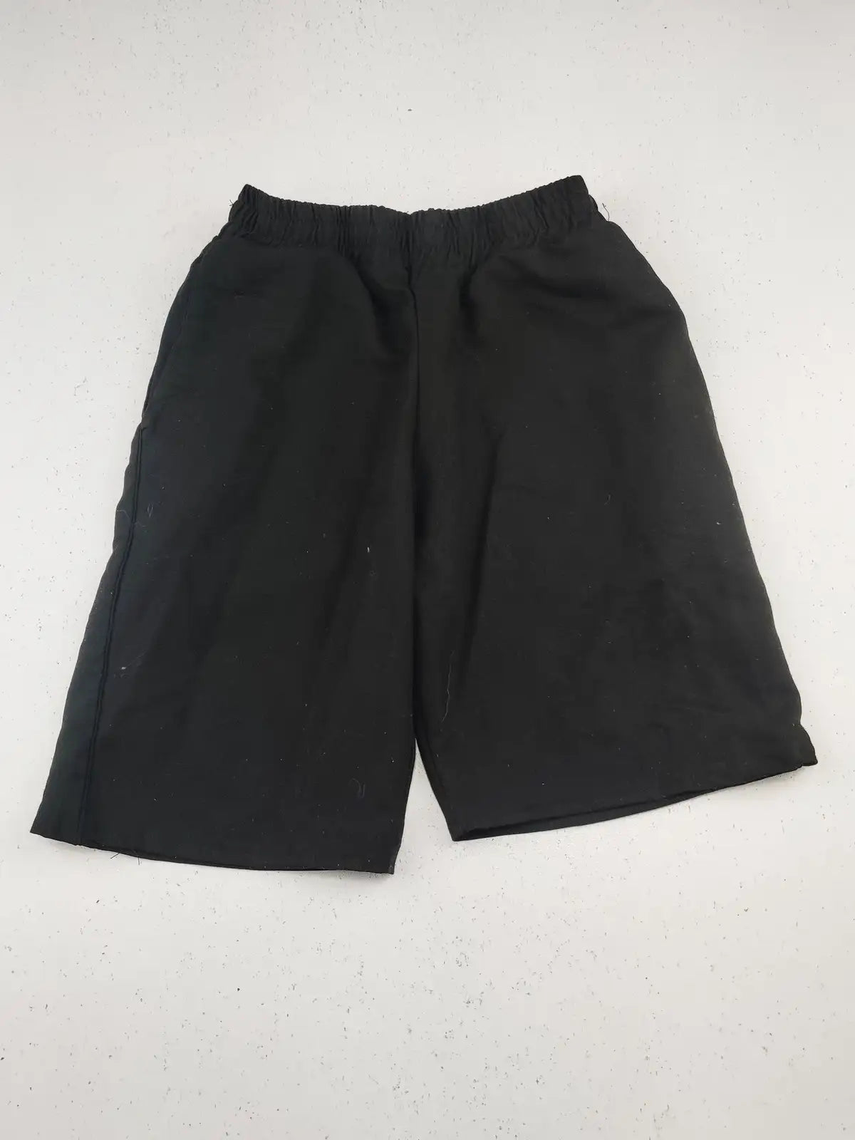 Buy online pre-used pre-loved 100% authentic & Original branded Unknown Brand (BB-1362) available in Pakistan. Top international brands avilable.