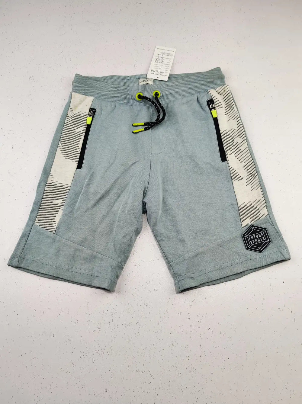 Buy online pre-used pre-loved 100% authentic & Original branded F&F (BB-1599) available in Pakistan. Top international brands avilable.