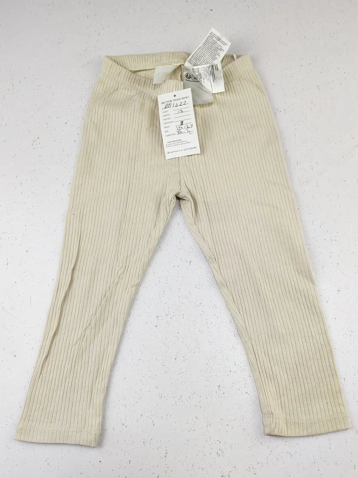 Buy online pre-used pre-loved 100% authentic & Original branded H&M (BB-1622) available in Pakistan. Top international brands avilable.