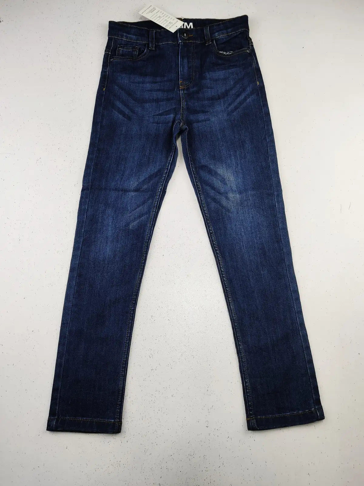 Buy online pre-used pre-loved 100% authentic & Original branded Vertbudet (BB-1707) available in Pakistan. Top international brands avilable.