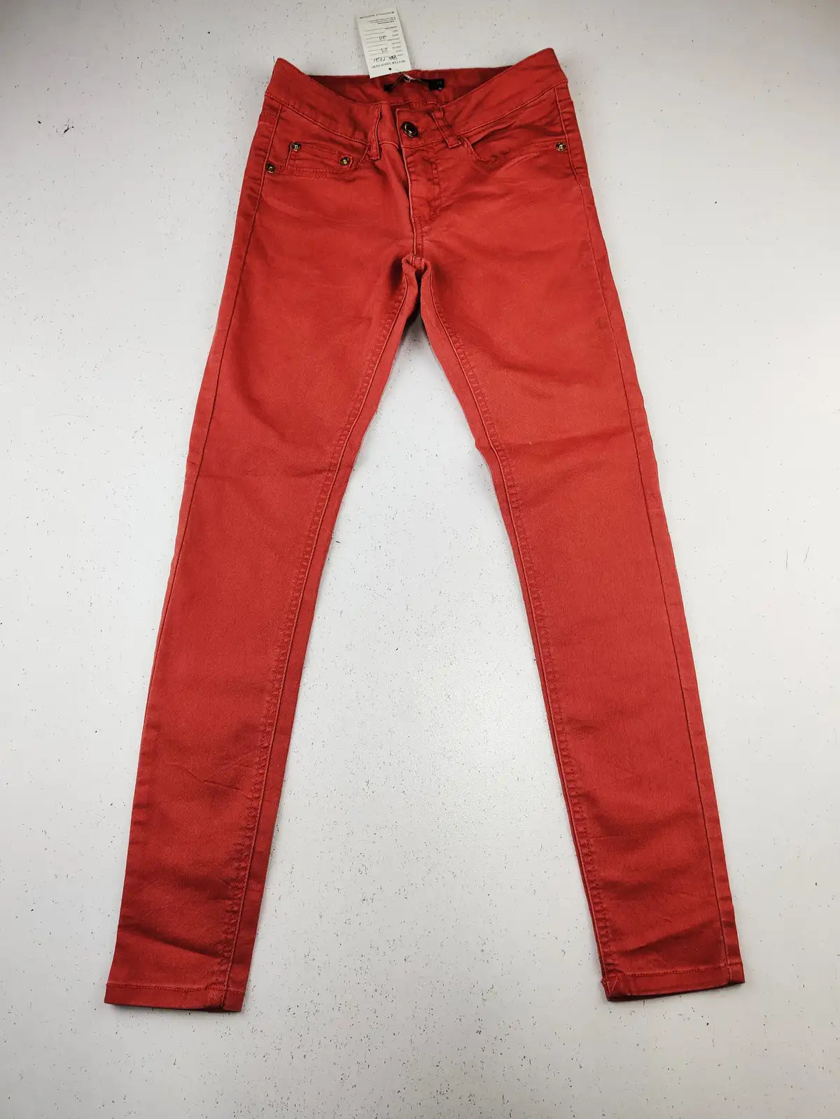 Buy online pre-used pre-loved 100% authentic & Original branded Bik Bok (BB-1721) available in Pakistan. Top international brands avilable.