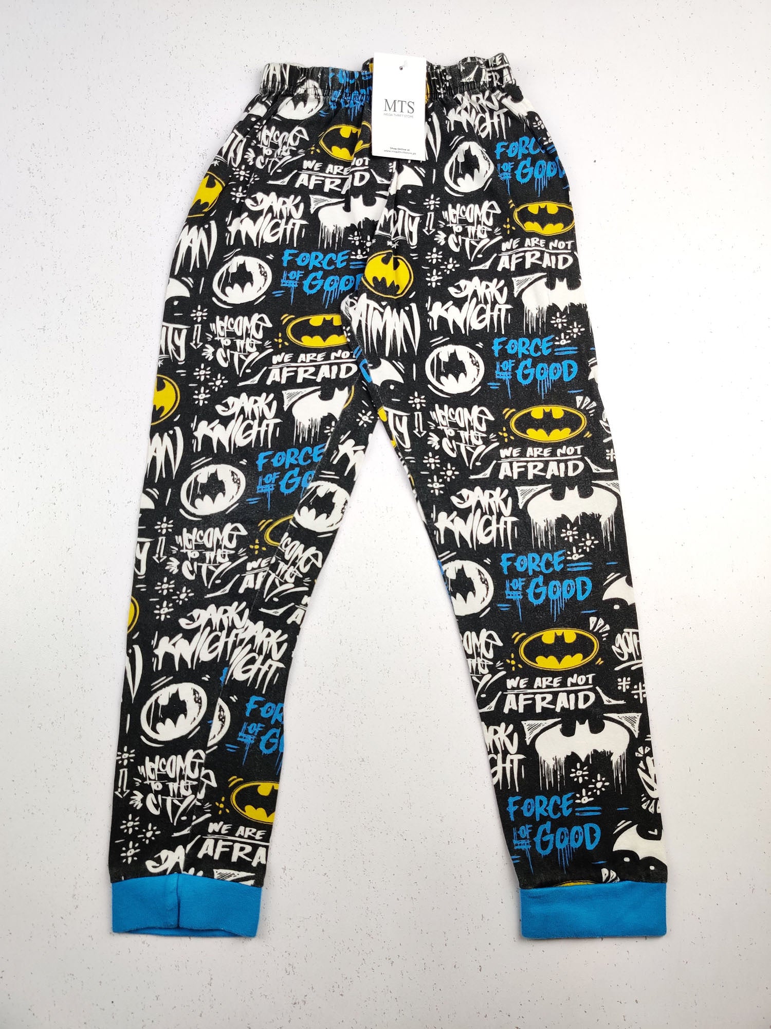 Buy online pre-used pre-loved 100% authentic & Original branded Batman (BB-325) available in Pakistan. Top international brands avilable.