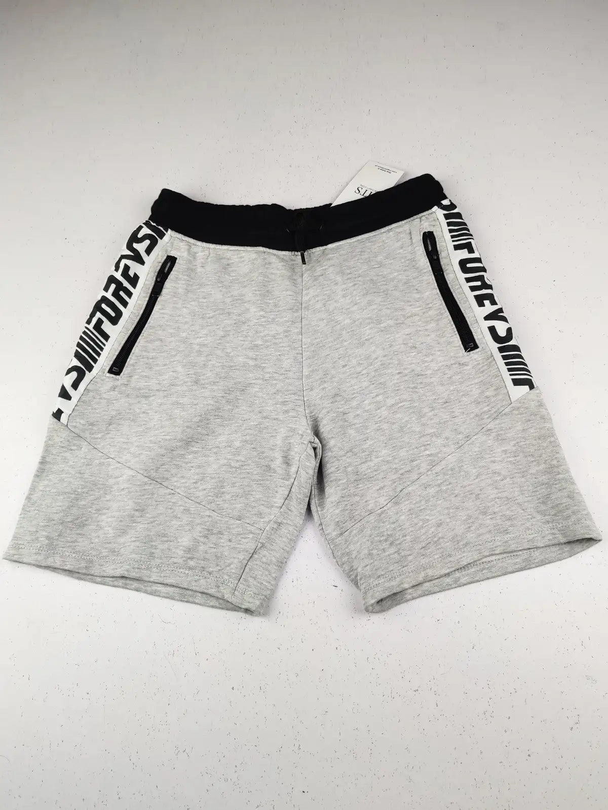 Buy online pre-used pre-loved 100% authentic & Original branded H&M (BB-776) available in Pakistan. Top international brands avilable.