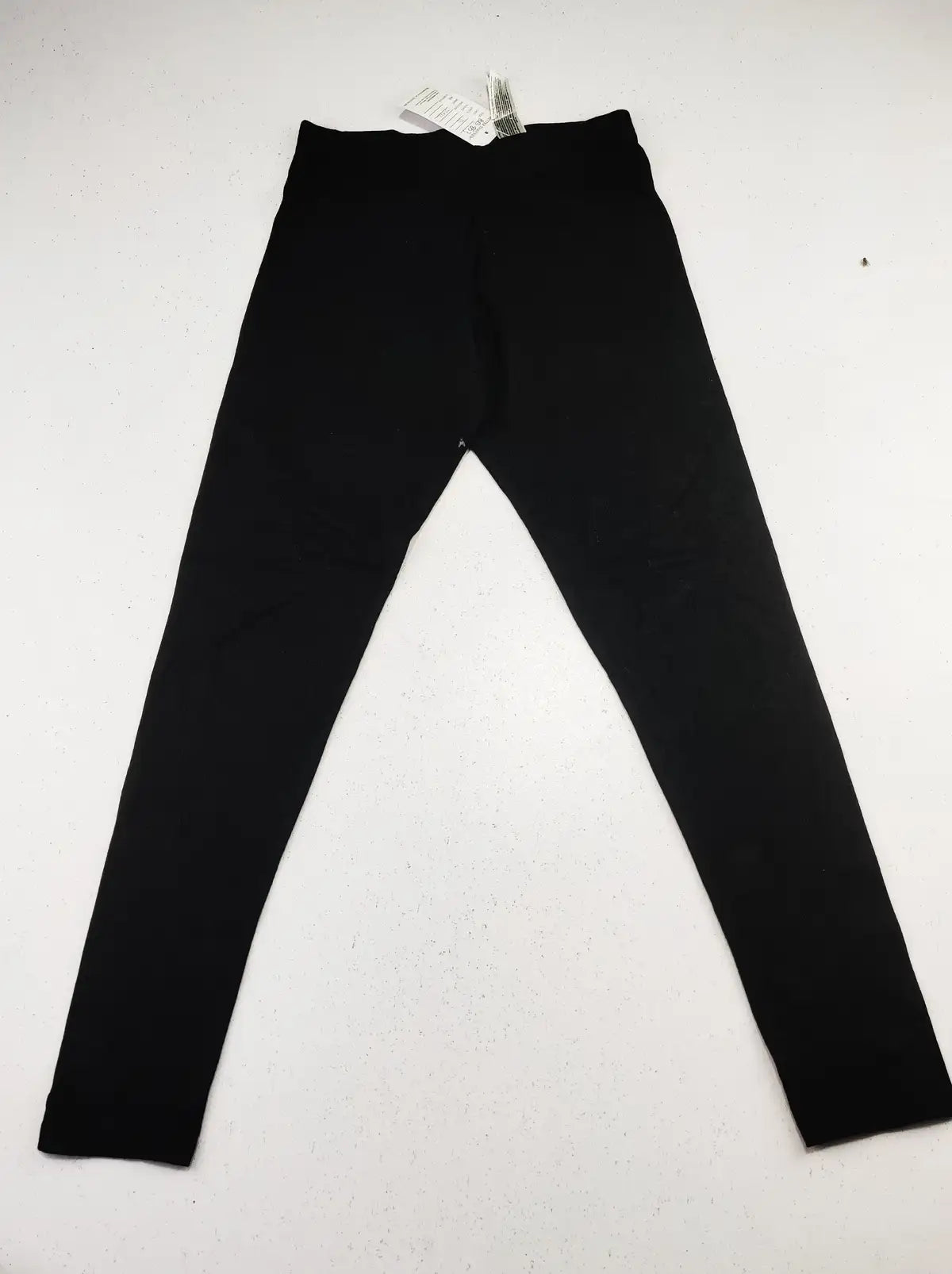 Buy online pre-used pre-loved 100% authentic & Original branded Primark (BB-853) available in Pakistan. Top international brands avilable.
