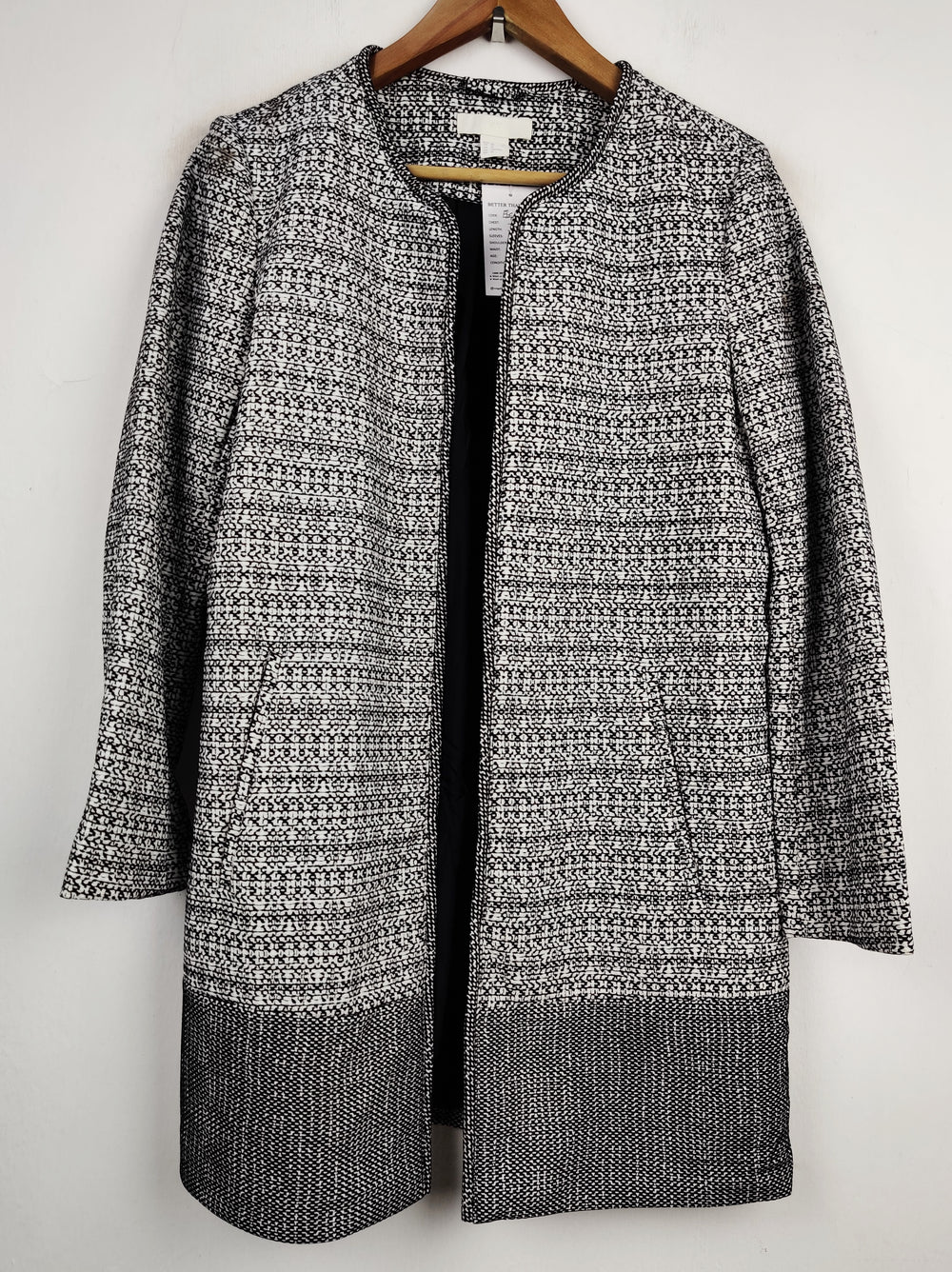Buy online pre-used pre-loved 100% authentic & Original branded H&M (BC-1383) available in Pakistan. Top international brands avilable.