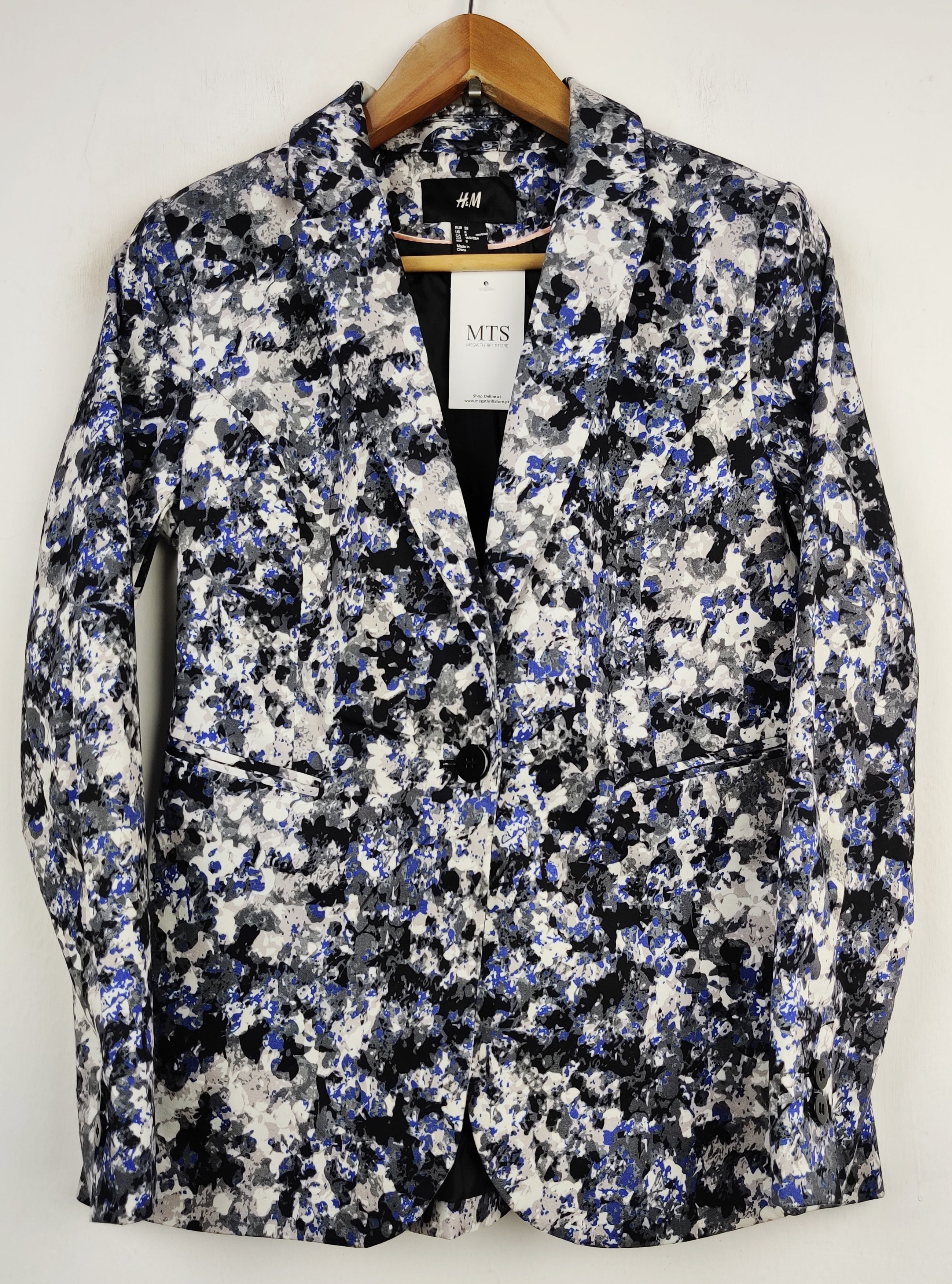 Buy online pre-used pre-loved 100% authentic & Original branded H&M (BC-1390) available in Pakistan. Top international brands avilable.