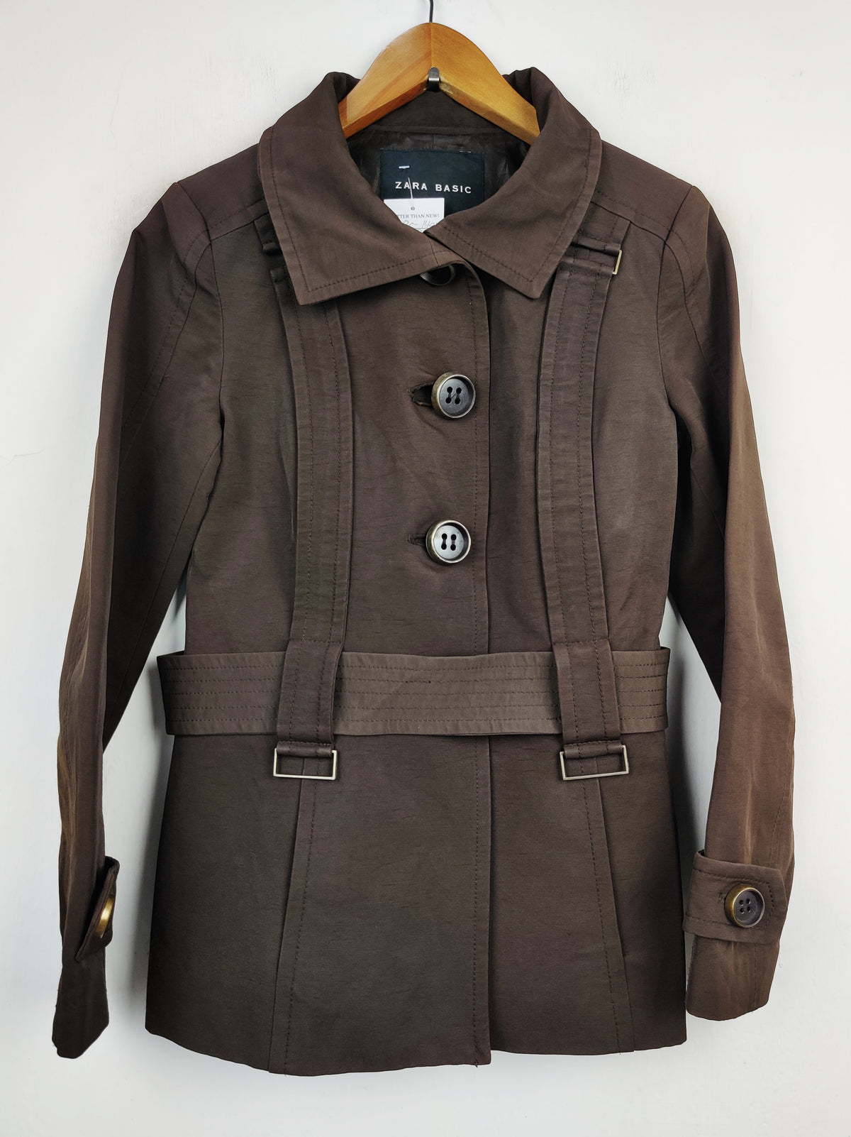 Buy online pre-used pre-loved 100% authentic & Original branded Zara (BC-1401) available in Pakistan. Top international brands avilable.