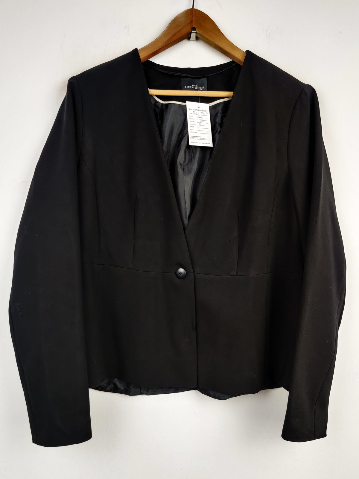 Buy online pre-used pre-loved 100% authentic & Original branded Sixth Sense (BC-1417) available in Pakistan. Top international brands avilable.