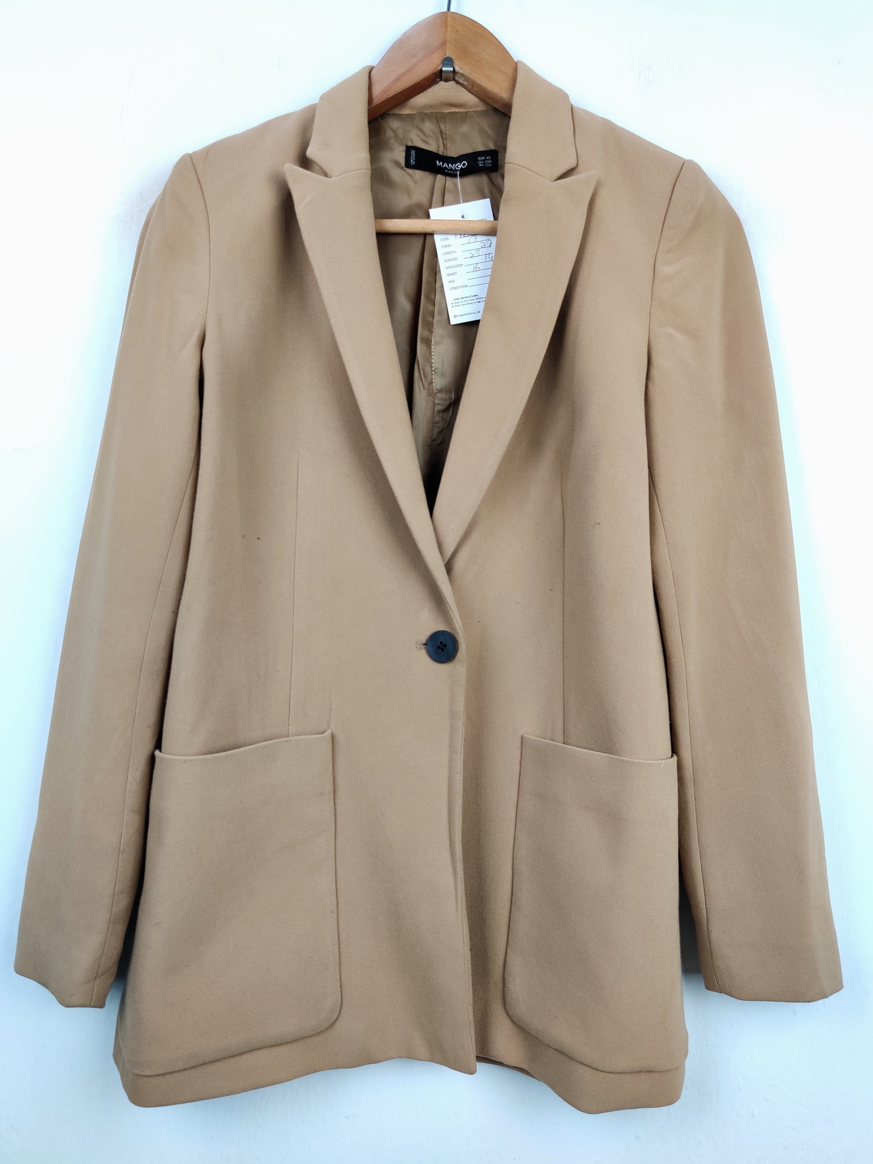 Buy online pre-used pre-loved 100% authentic & Original branded Mango (BC-1443) available in Pakistan. Top international brands avilable.