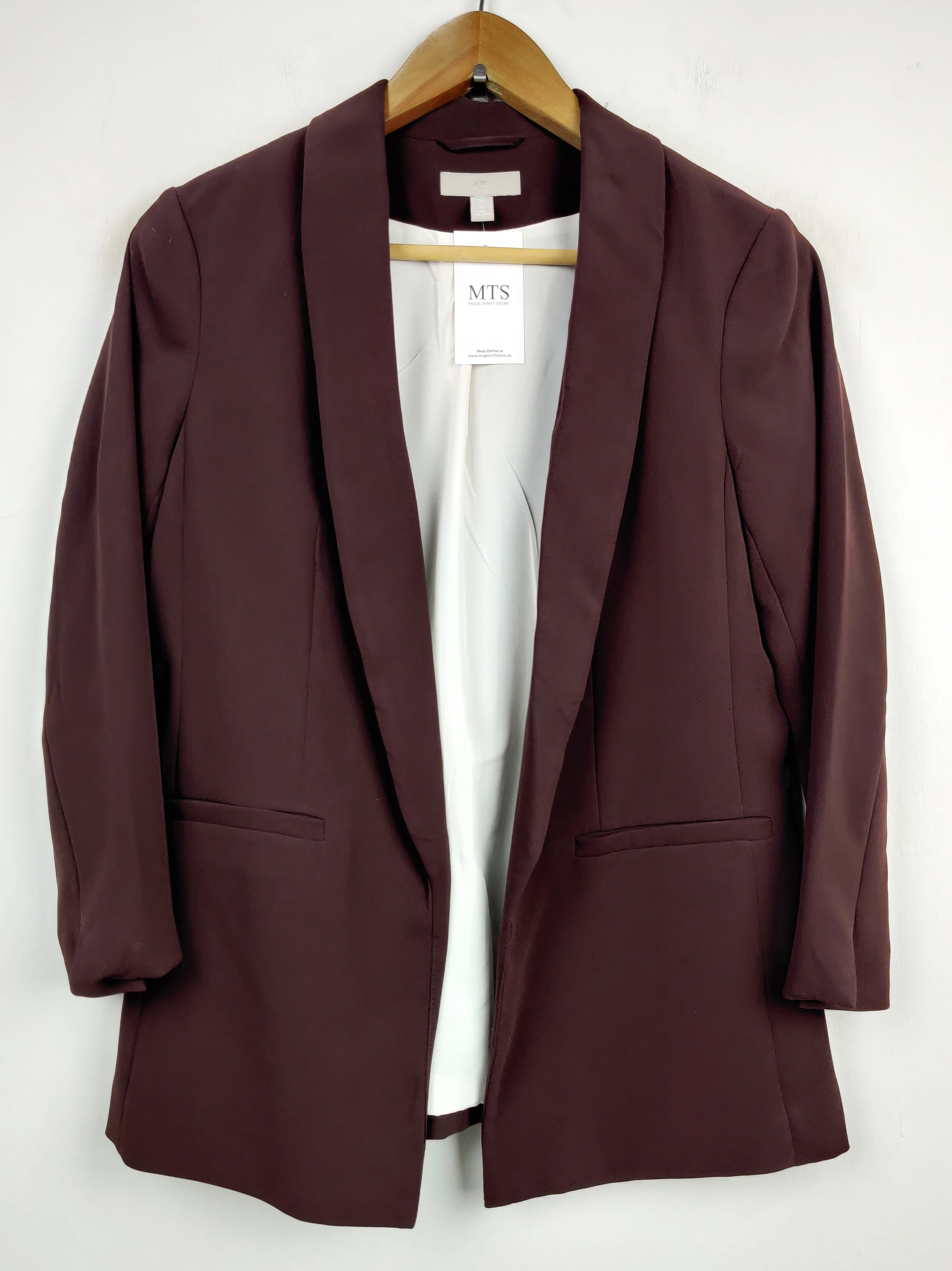 Buy online pre-used pre-loved 100% authentic & Original branded H&M (BC-1452) available in Pakistan. Top international brands avilable.